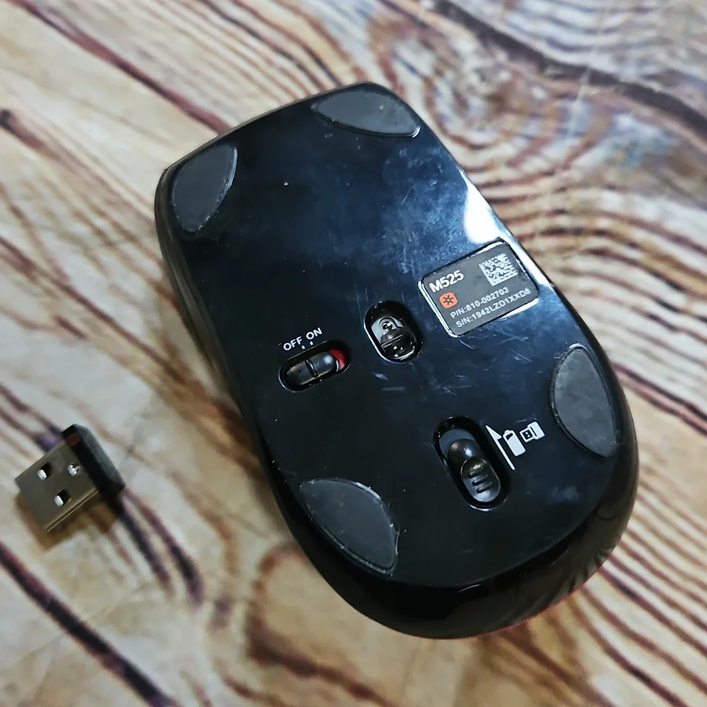 Logitech Wireless Mouse M525‎ - Red/Black